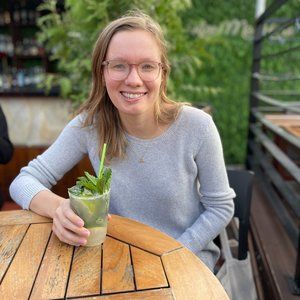 Meet your Posher, Laura